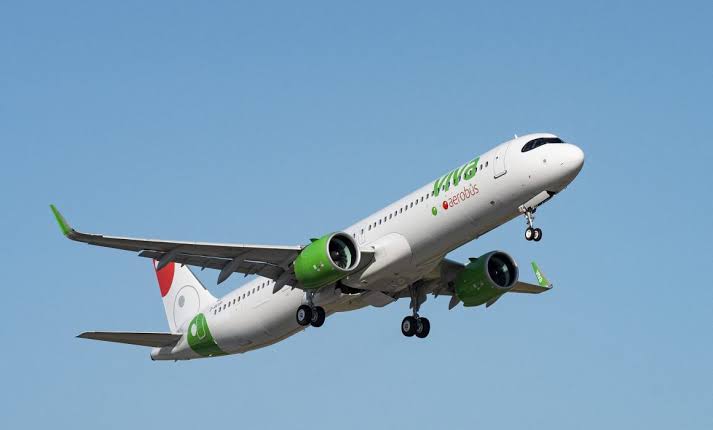 Muere pasajero durante vuelo de Cancún a Monterrey; movilización en la Terminal C del aeropuerto Muere pasajero durante vuelo de Cancún a Monterrey; movilización en la Terminal C del aeropuerto