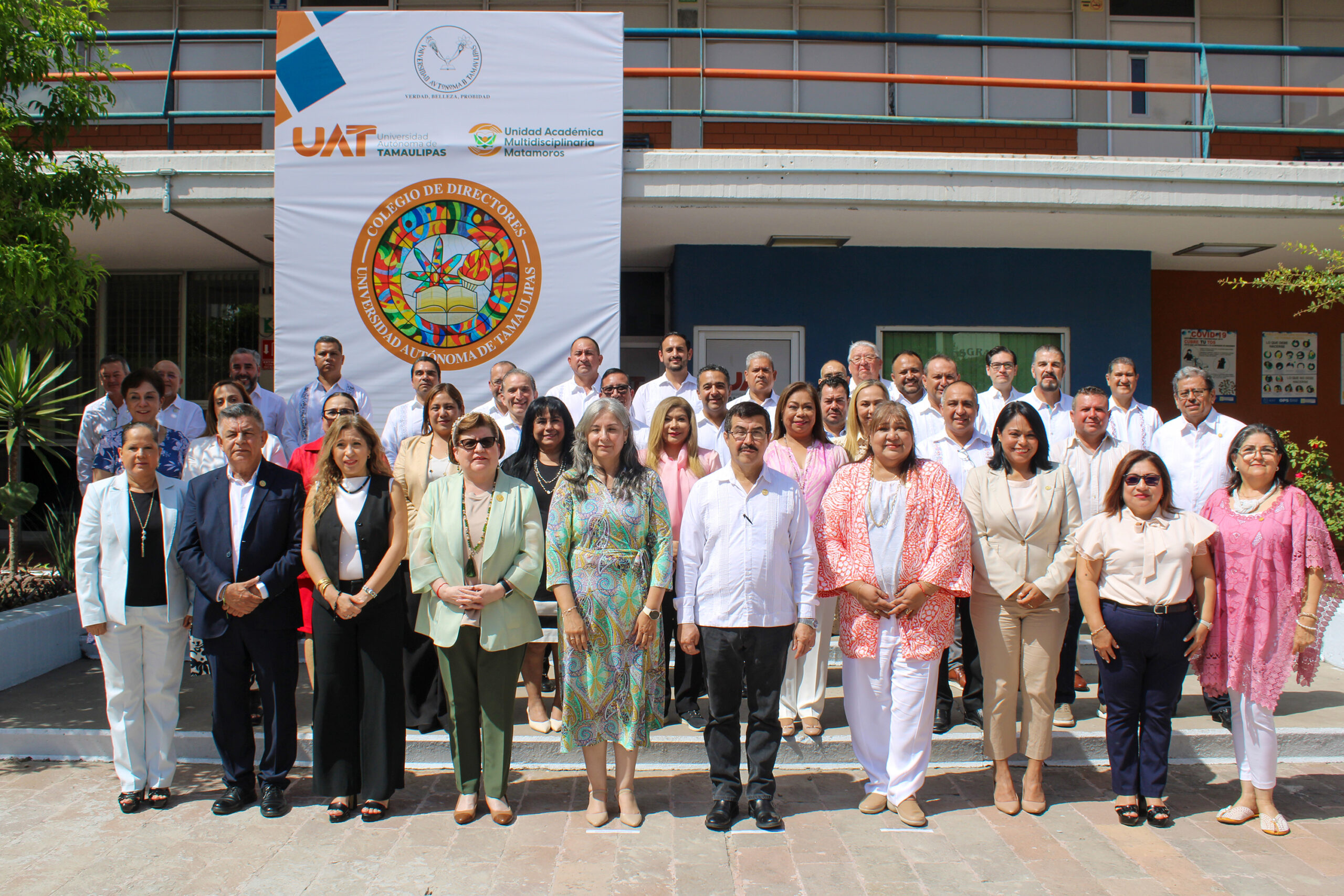 Entrega Dámaso Anaya, rector de la UAT modernos laboratorios a la UAM Matamoros Entrega Dámaso Anaya, rector de la UAT modernos laboratorios a la UAM Matamoros