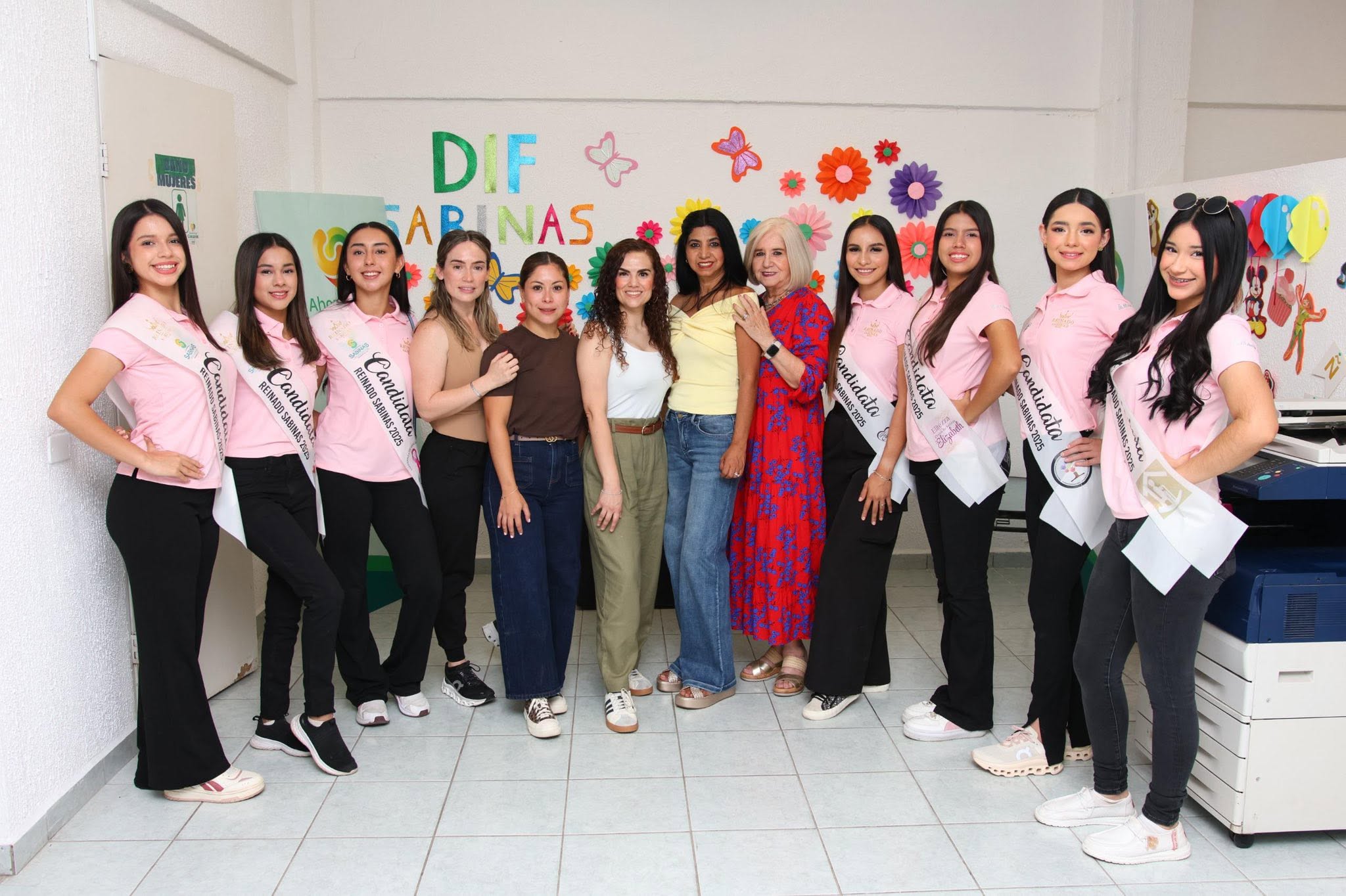 Alma Iribarren Madrigal promueve valores de empatía y servicio entre candidatas a Reina de feriexpo 2025