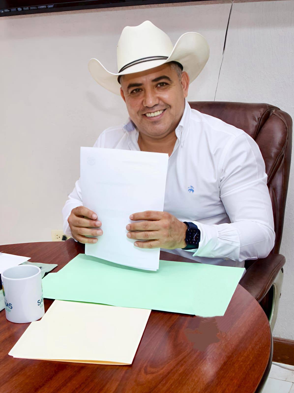 Una inversión sin precedentes en la educación de Sabinas: Chano Díaz Una inversión sin precedentes en la educación de Sabinas: Chano Díaz