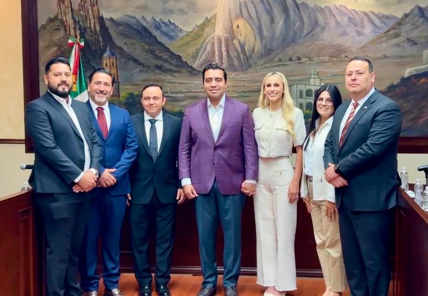 Realizan enroque en Gabinete y Cabildo de Santa Catarina
