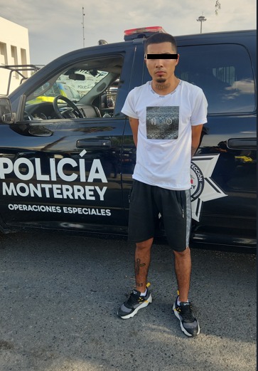 Tres detenidos con 69 evoltorios de mariguana y cristal Tres detenidos con 69 evoltorios de mariguana y cristal