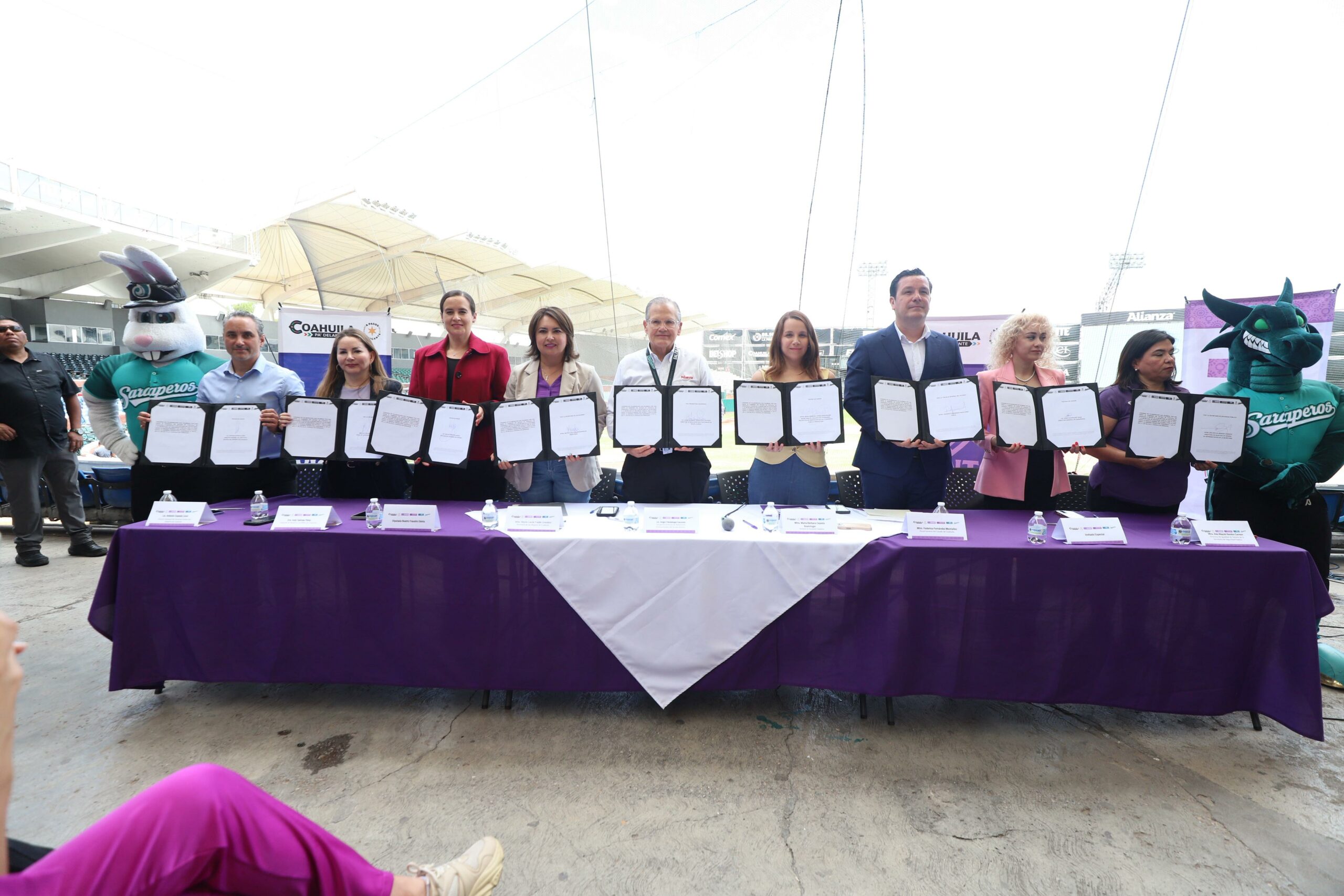 Se suma Saraperos a Puntos Violeta; se convierte estadio Madero en espacio seguro para mujeres Se suma Saraperos a Puntos Violeta; se convierte estadio Madero en espacio seguro para mujeres
