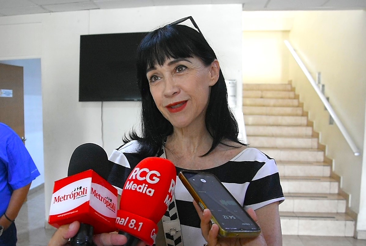 Susana Zabaleta cumple con su predial en Frontera y reflexiona sobre el cambio ambiental en Monclova Susana Zabaleta cumple con su predial en Frontera y reflexiona sobre el cambio ambiental en Monclova