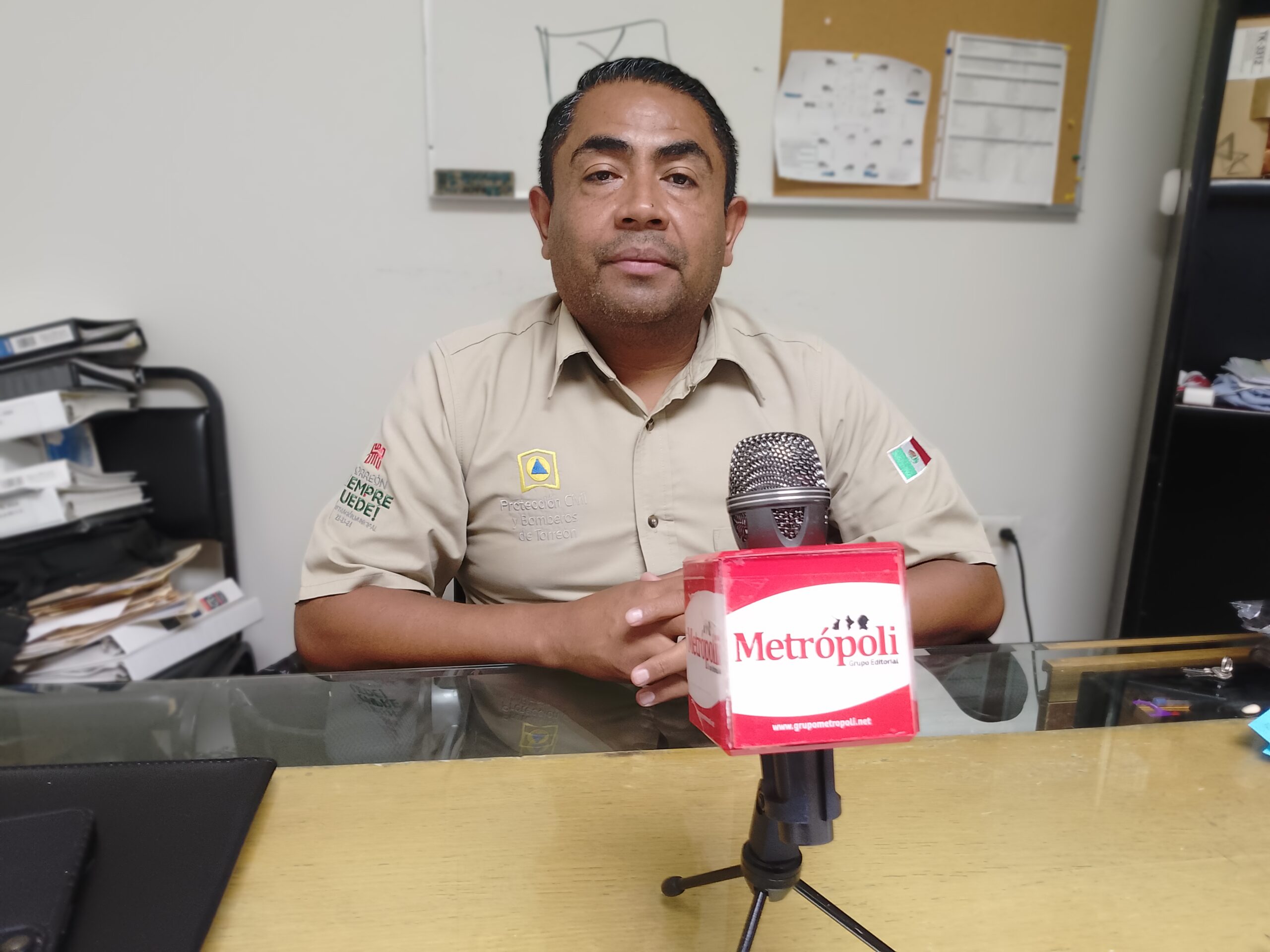 Vialidades anegadas y el derrumbe de un techo son los estragos de las lluvias en Torreón