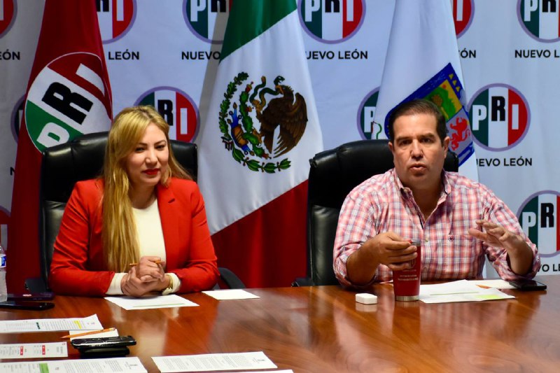 “El PRI se consolida como una fuerza firme frente a Morena” José Luis Garza Ochoa “El PRI se consolida como una fuerza firme frente a Morena” José Luis Garza Ochoa