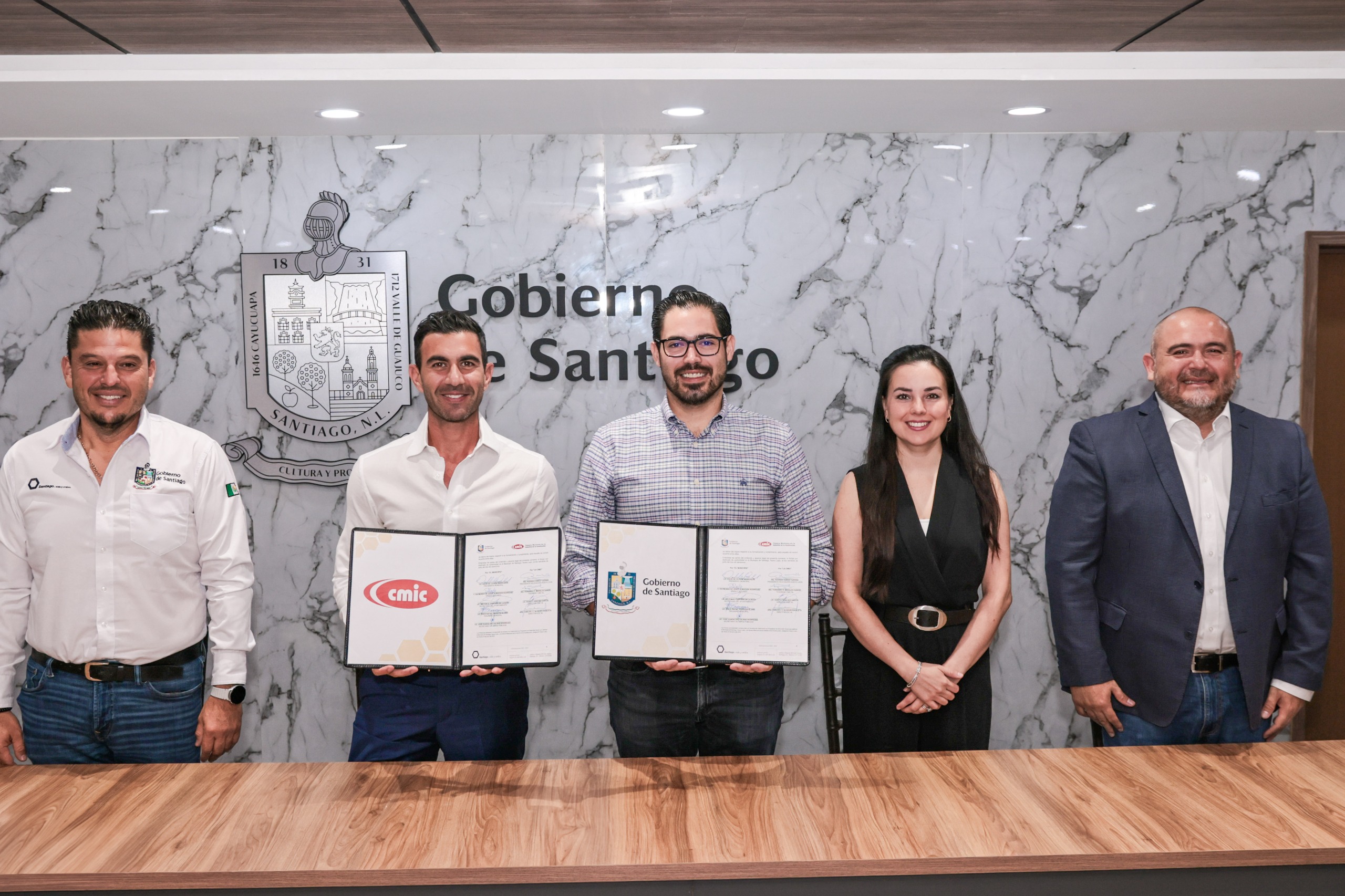Firman David de la Peña y CMIC convenios de colaboración en materia de capacitación, desarrollo social y anticorrupción Firman David de la Peña y CMIC convenios de colaboración en materia de capacitación, desarrollo social y anticorrupción