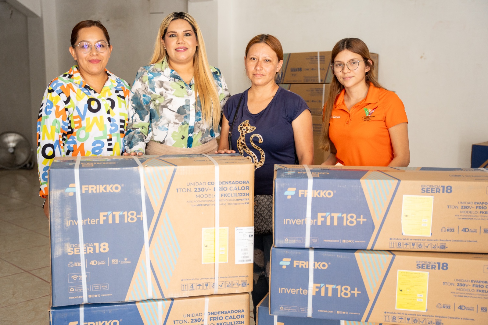 Yesica Sifuentes encabeza cuarta entrega de minisplits subsidiados Yesica Sifuentes encabeza cuarta entrega de minisplits subsidiados