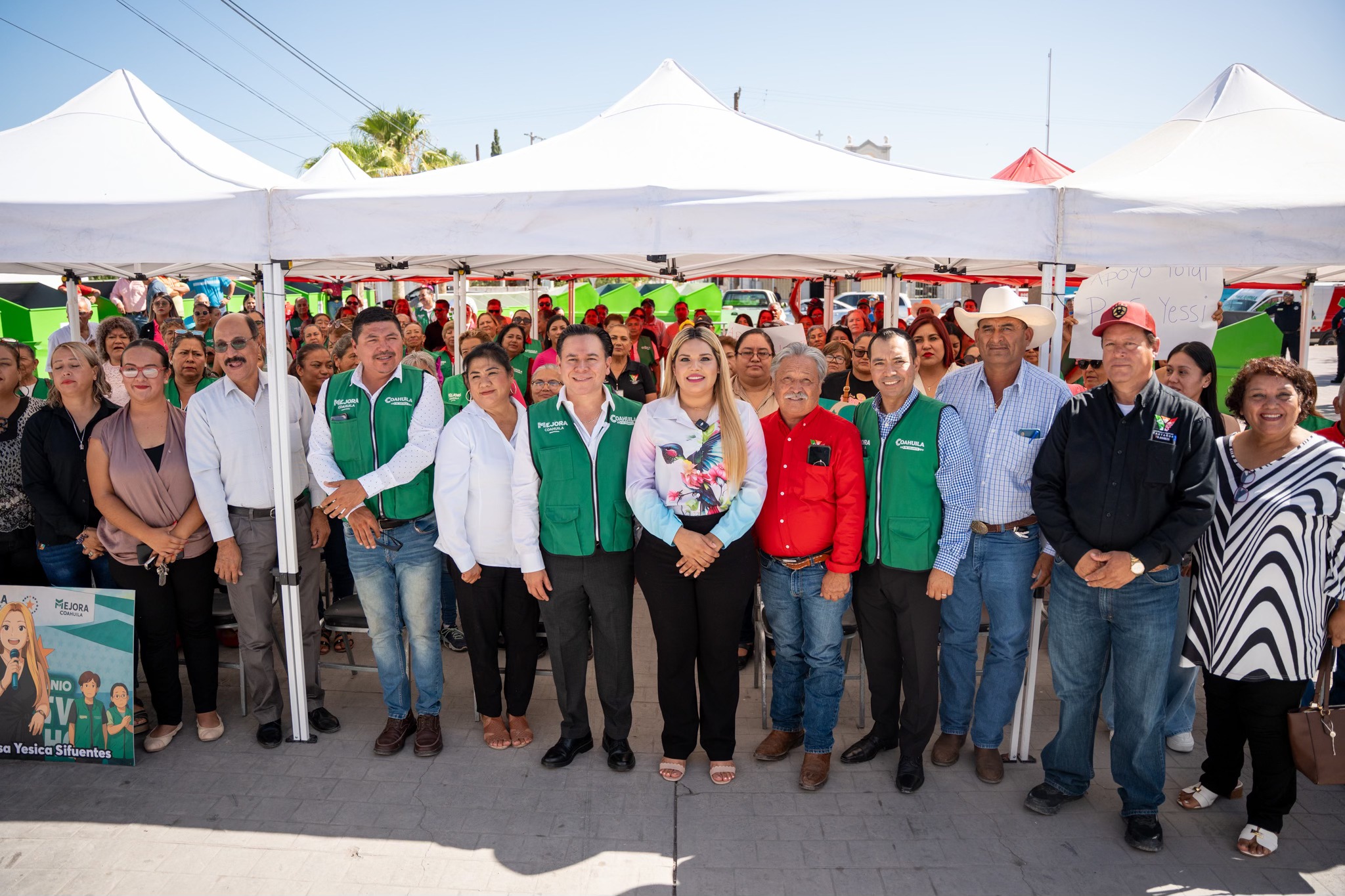 Compromisa cumplido: Entrega Yesica Sifuentes camión y contenedores en Castaños Compromisa cumplido: Entrega Yesica Sifuentes camión y contenedores en Castaños