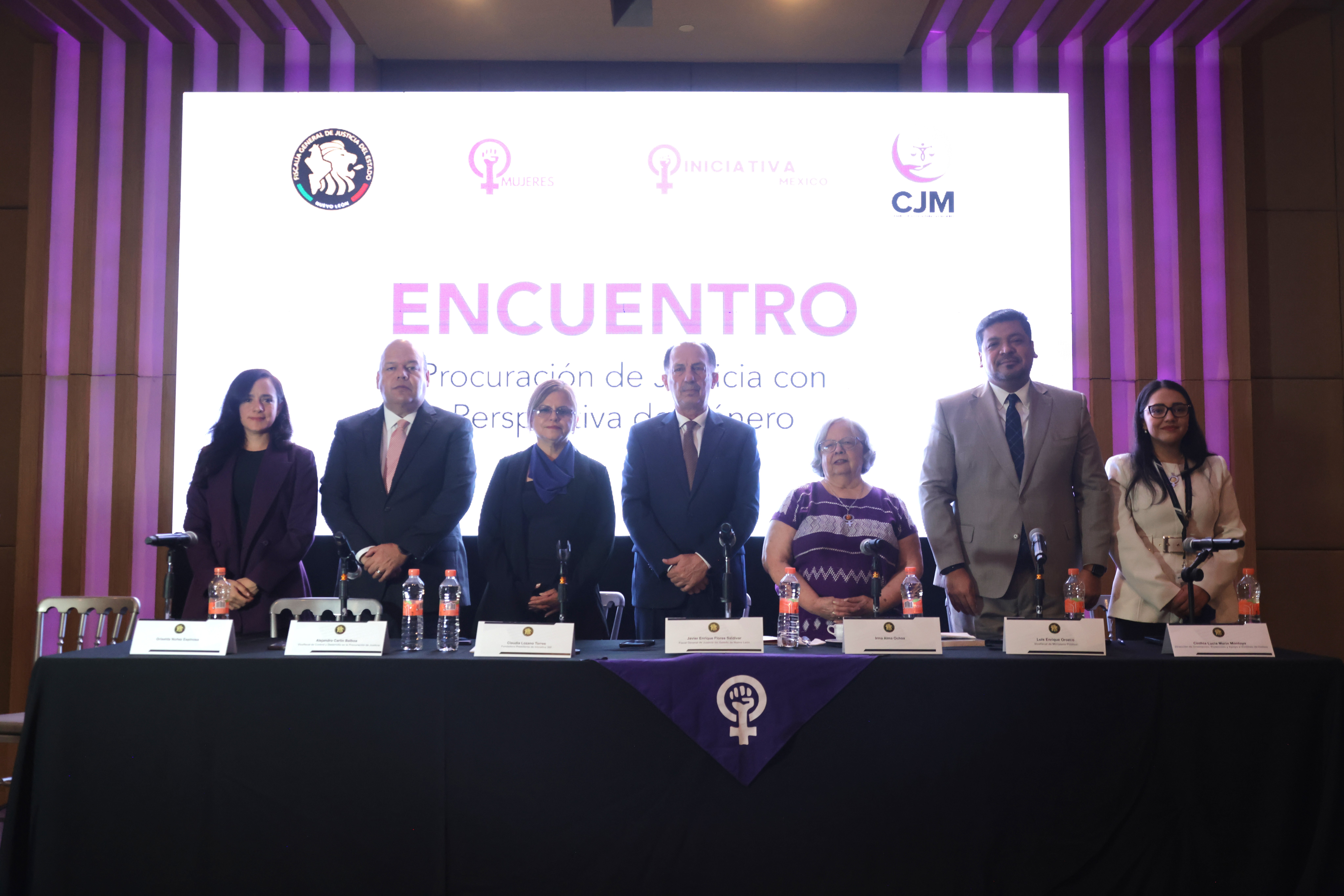 Colectivos feministas y autoridades de Fiscalía NL se reúnen para avanzar hacia una procuración de justicia con perspectiva de género Colectivos feministas y autoridades de Fiscalía NL se reúnen para avanzar hacia una procuración de justicia con perspectiva de género