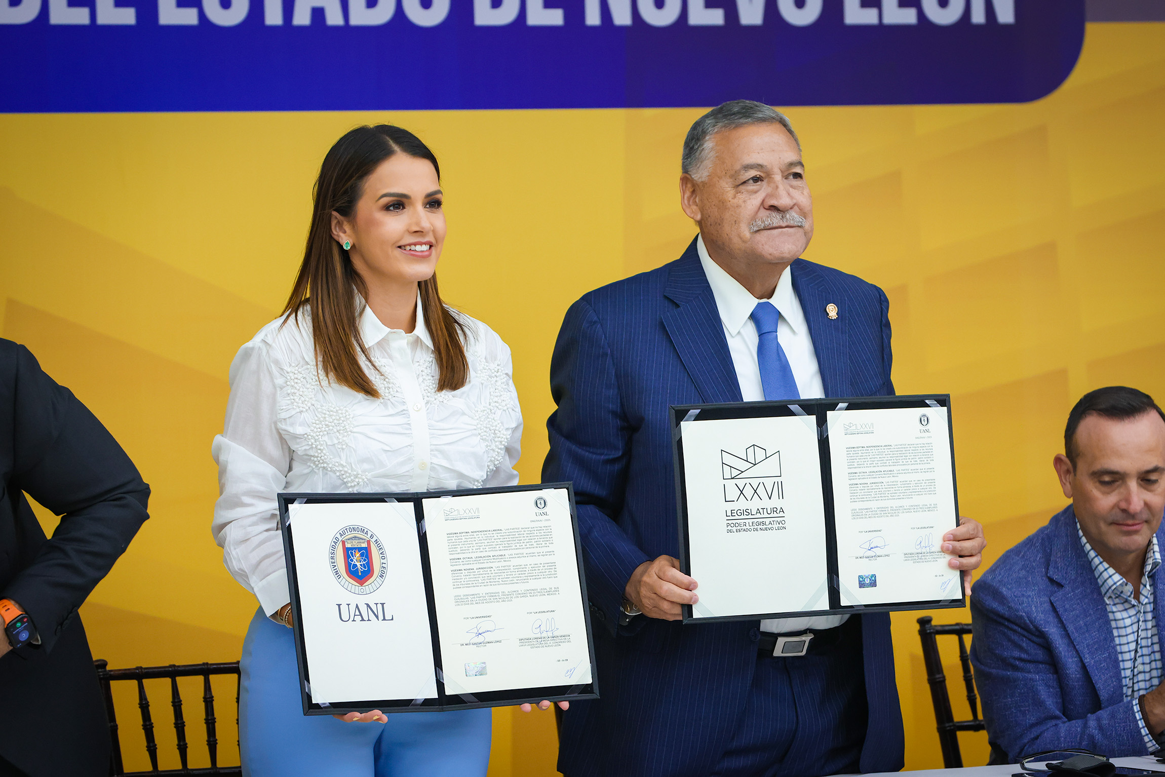 Ratifican UANL y Congreso convenio para becas estudiantiles