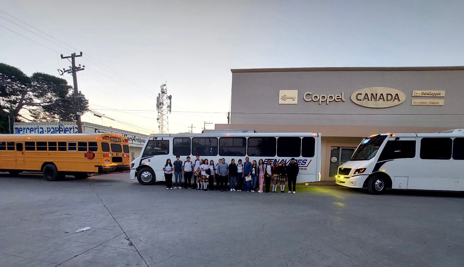 Arranca en Castaños programa de transporte escolar para apoyar a la comunidad estudiantil