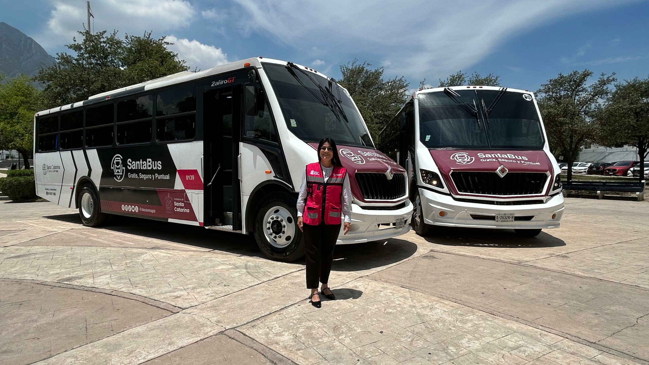 Propone Liz Galicia más unidades de Santa Bus para estudiantes Propone Liz Galicia más unidades de Santa Bus para estudiantes