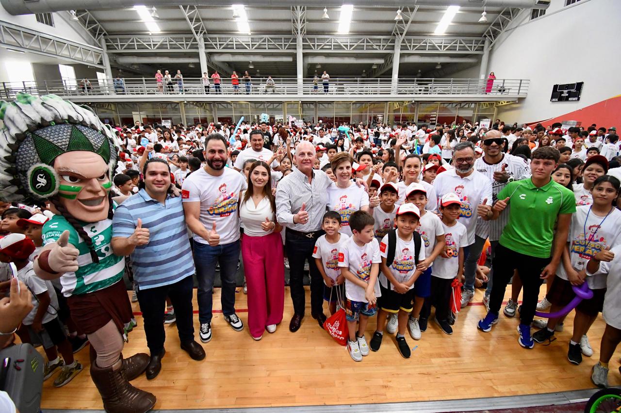 Clausuran curso de verano 2025 en Torreón