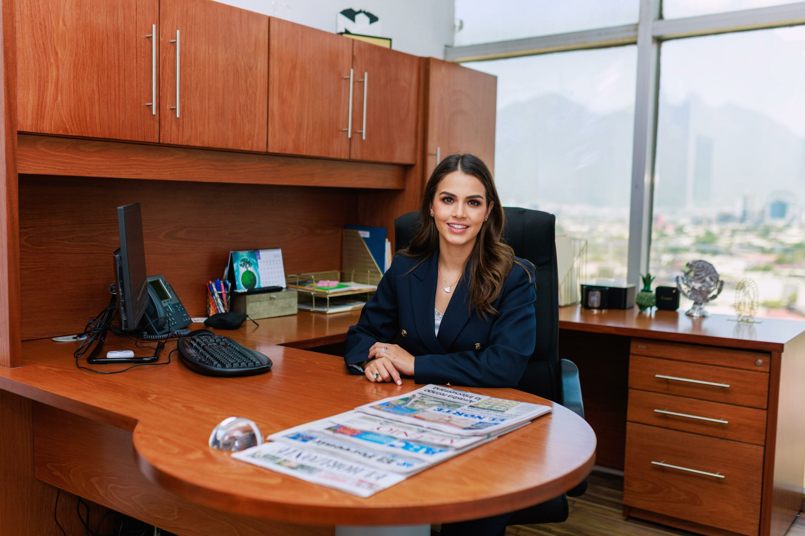 Lorena de la Garza presenta avances con hechos en medio de la crisis política de Nuevo León Lorena de la Garza presenta avances con hechos en medio de la crisis política de Nuevo León