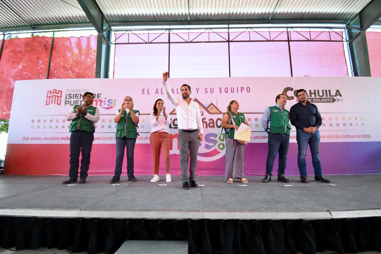 Llevan brigada “El Alcalde y su equipo en tu colonia hacemos más” al poniente de Torreón Llevan brigada “El Alcalde y su equipo en tu colonia hacemos más” al poniente de Torreón