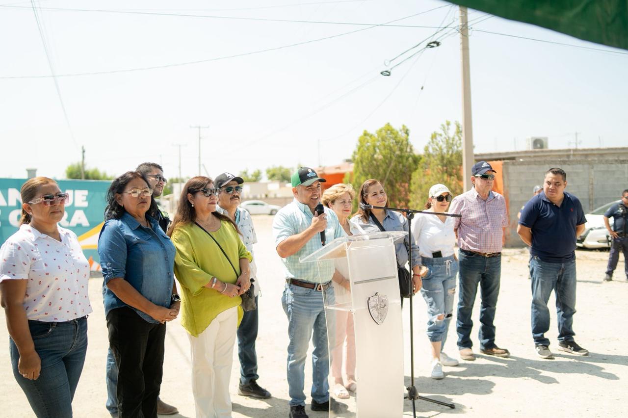 Después de años de olvido, Chano Díaz cumple y transforma la colonia Américo Rodríguez con pavimentación histórica