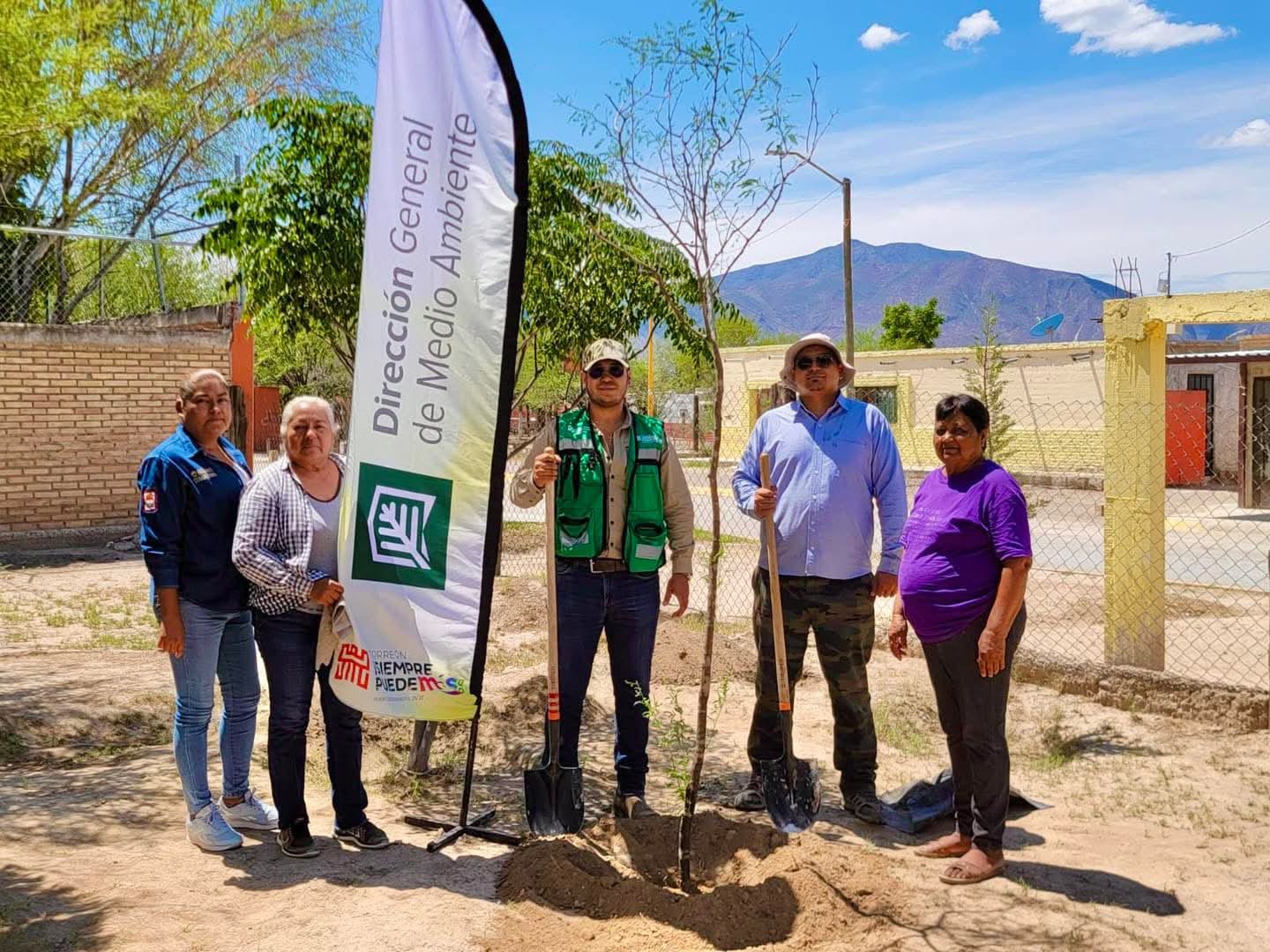 Con 314 árboles, Torreón reforesta la Sierra y Cañón de Jimulco Con 314 árboles, Torreón reforesta la Sierra y Cañón de Jimulco