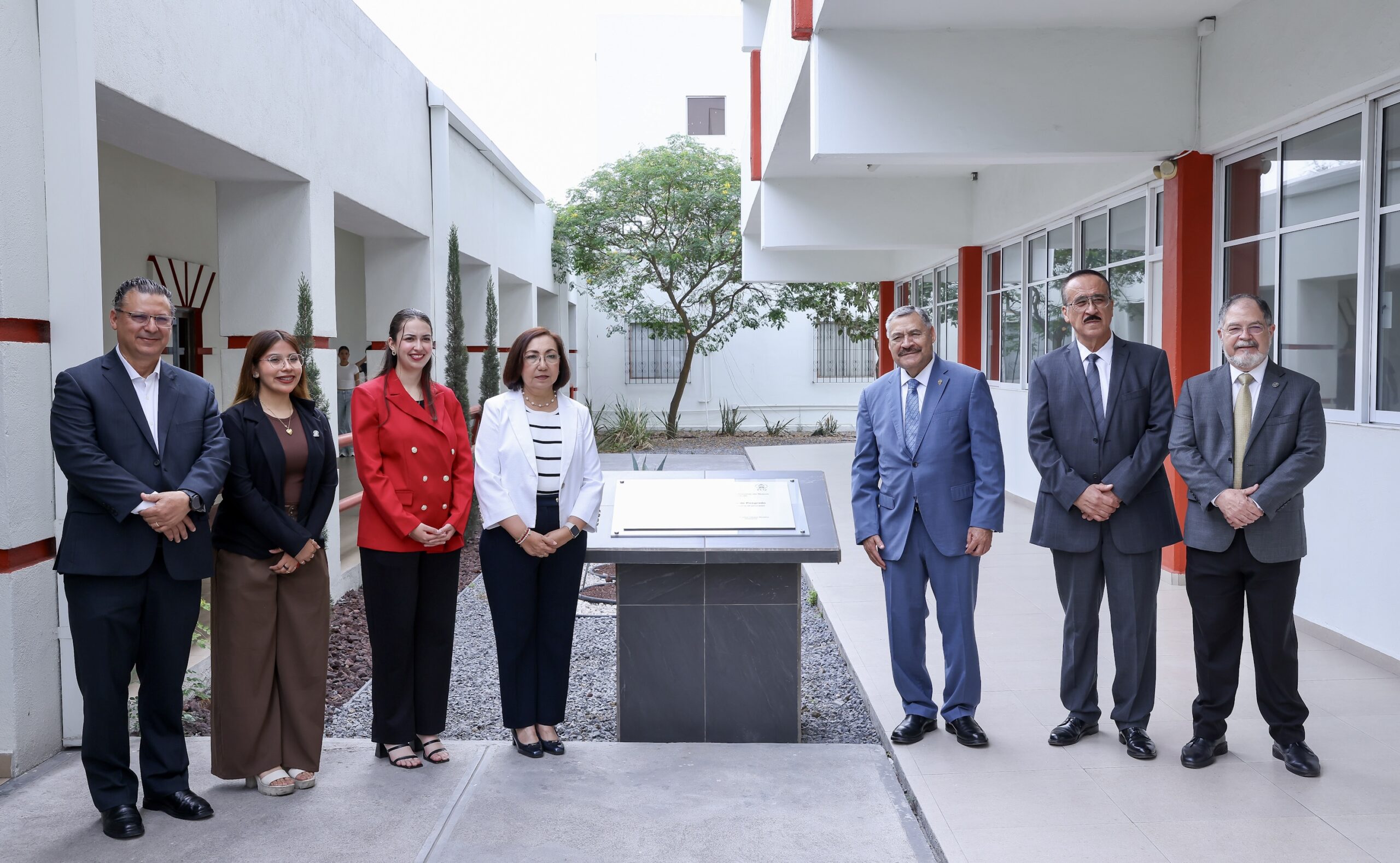 Inaugura UANL Centro de Investigación en Química e Ingeniería Verde