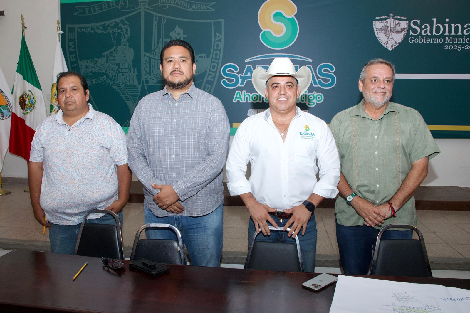 Reactiva y mejora Chano Diaz ruta de transporte sabinense Reactiva y mejora Chano Diaz ruta de transporte sabinense