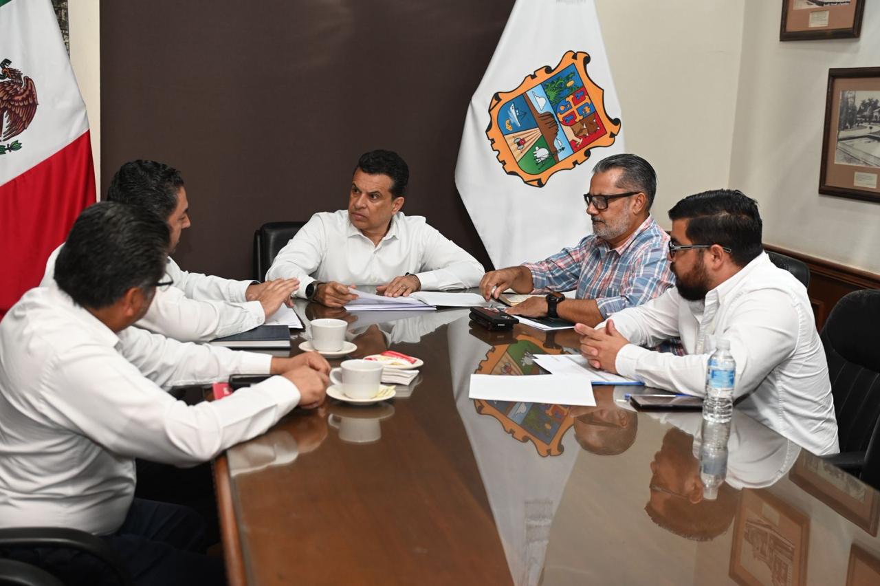 Trabajan Cd. Victoria y CFE en reordenamiento de la red eléctrica Trabajan Cd. Victoria y CFE en reordenamiento de la red eléctrica