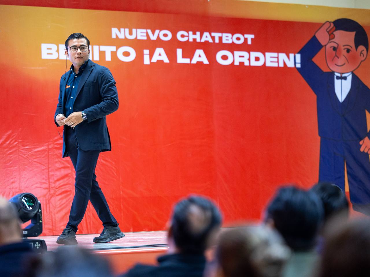 Presenta Félix Arratia ‘Benito ¡a la orden!’, primer chatbot de Juárez para reportes ciudadanos