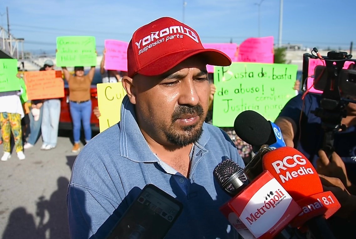 Familiares exigen justicia para camarera detenida por presunto robo millonario en hotel de Monclova