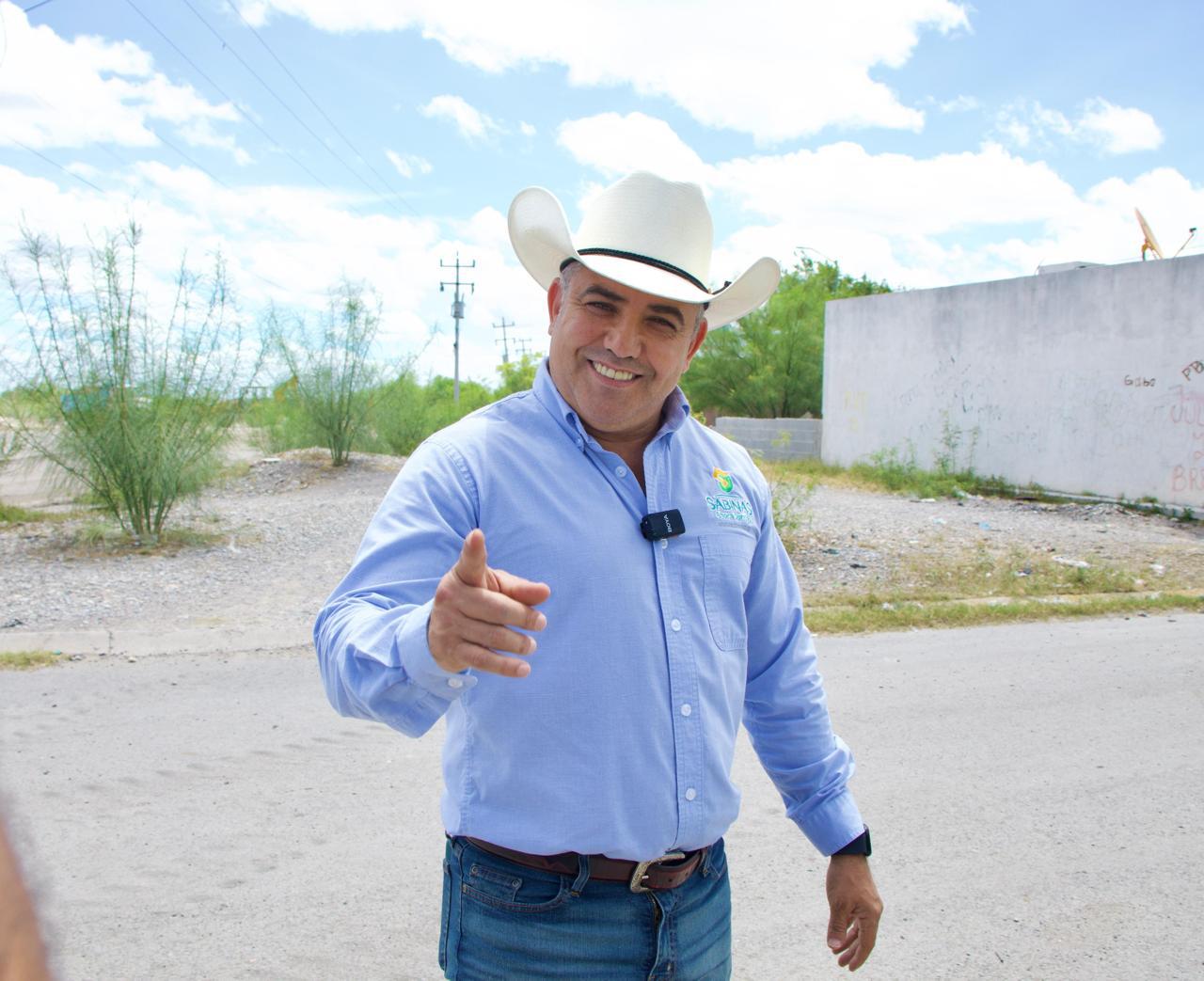 Bajo supervisión del alcalde Chano Díaz, avanza el programa de bacheo en la avenida Cuauhtémoc Bajo supervisión del alcalde Chano Díaz, avanza el programa de bacheo en la avenida Cuauhtémoc