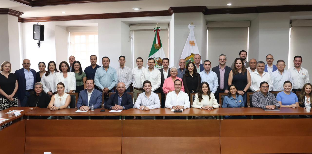 Reúne Manolo Jiménez a gabinete para trabajar con todo en la segunda parte del 2025 Reúne Manolo Jiménez a gabinete para trabajar con todo en la segunda parte del 2025