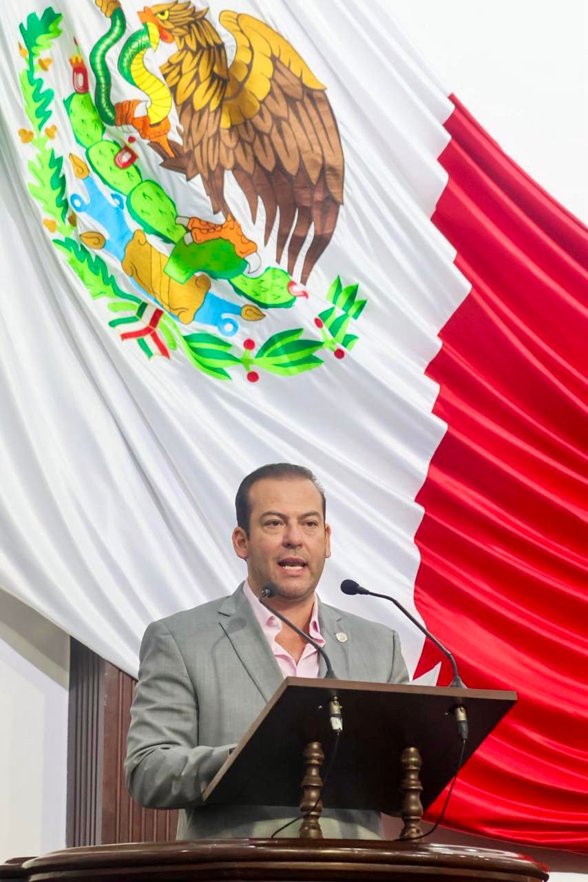 Diputado Felipe González presenta punto de acuerdo a favor de la oferta educativa en Coahuila Diputado Felipe González presenta punto de acuerdo a favor de la oferta educativa en Coahuila