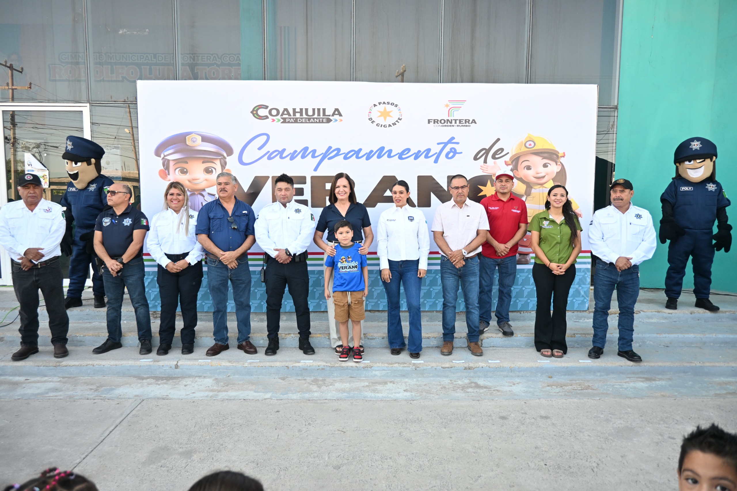 Sari Pérez inaugura Campamento de Seguridad para niñas y niños de Frontera Sari Pérez inaugura Campamento de Seguridad para niñas y niños de Frontera