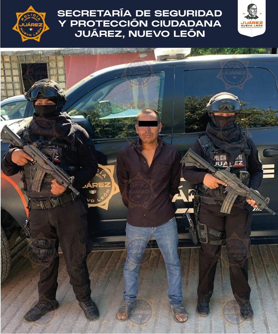 Detienen a hombre señalado por maltrato animal en la colonia Monte Kristal Detienen a hombre señalado por maltrato animal en la colonia Monte Kristal
