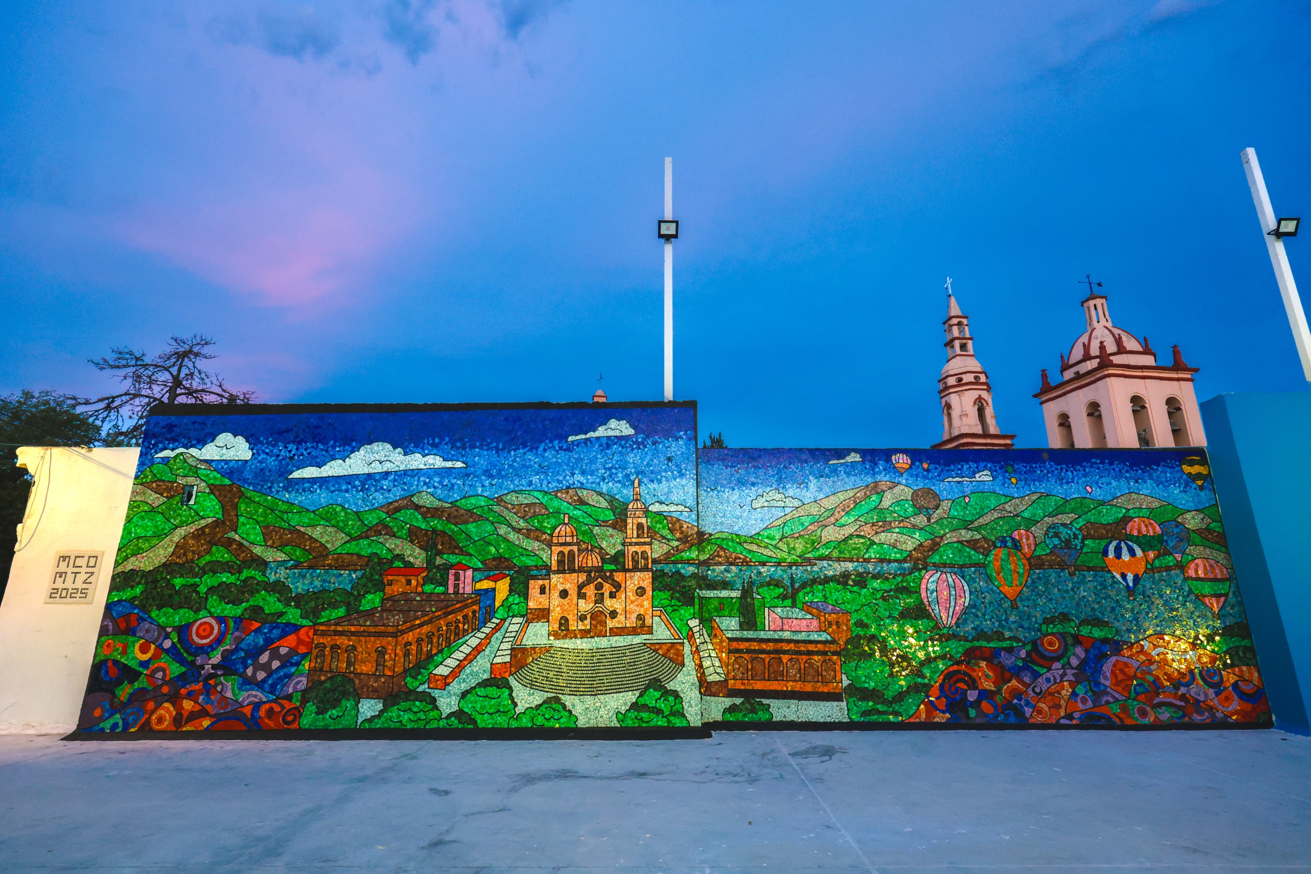 Impulsa David de la Peña la cultura en Santiago con inauguración de mural artístico y presentación de la orquesta municipal Impulsa David de la Peña la cultura en Santiago con inauguración de mural artístico y presentación de la orquesta municipal