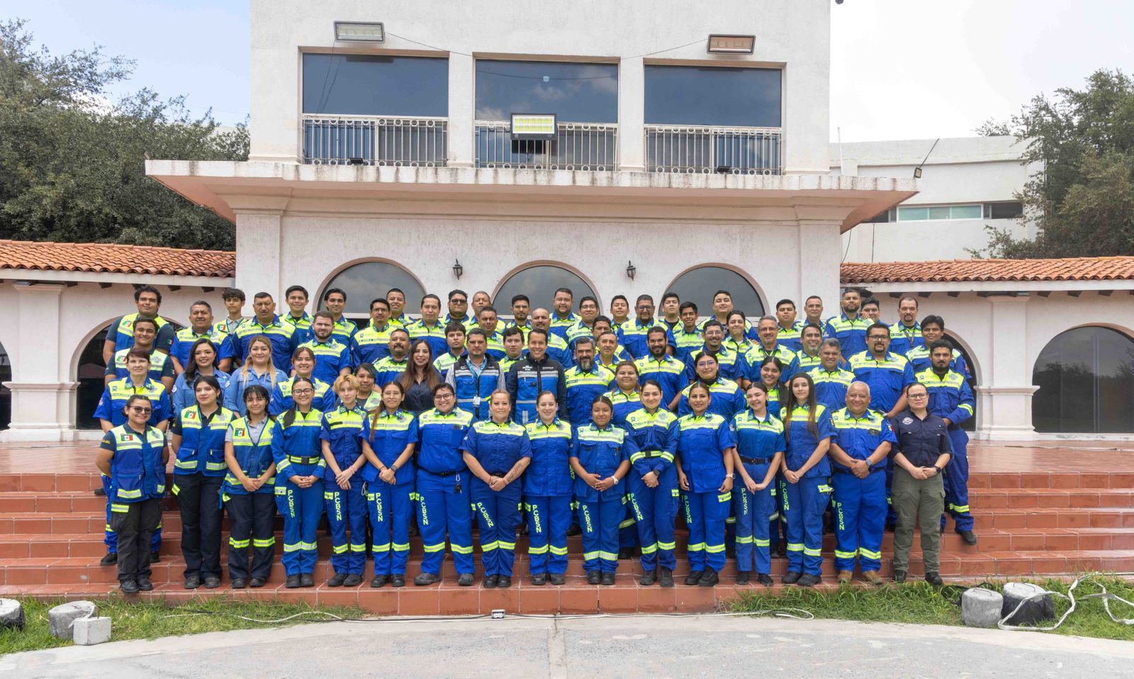 Reconoce alcalde Daniel Carrillo la entrega y valentía de Bomberos de San Nicolás Reconoce alcalde Daniel Carrillo la entrega y valentía de Bomberos de San Nicolás
