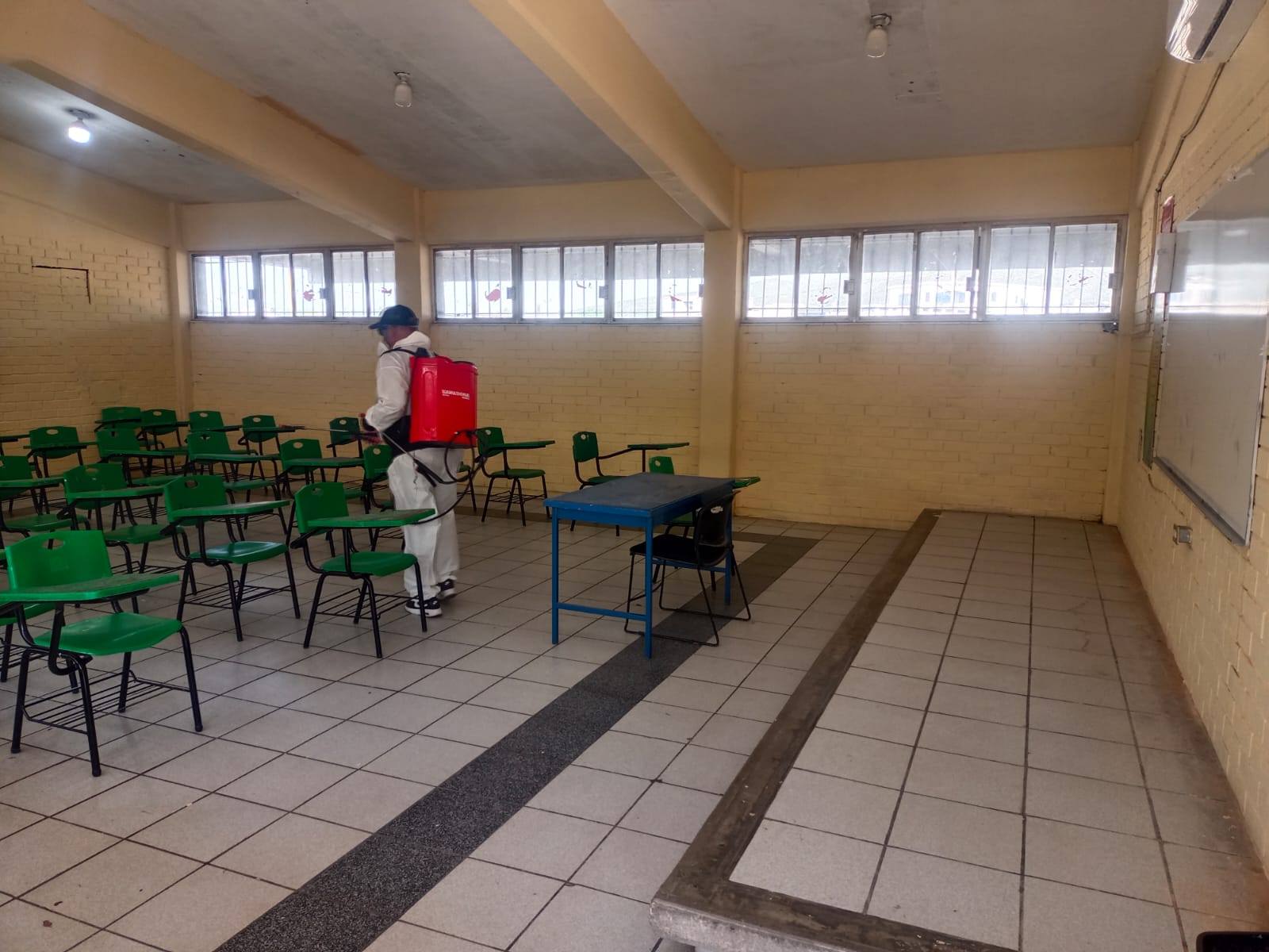 “Limpia tu Escuela” garantiza espacios seguros y saludables en Castaños “Limpia tu Escuela” garantiza espacios seguros y saludables en Castaños