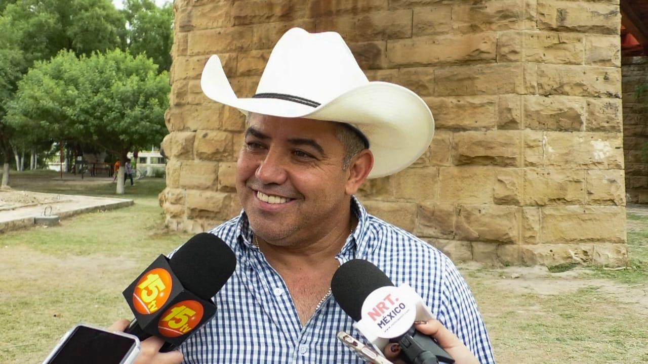 Dan Últimos detalles al Parque las Palapas del Rio Sabinas; Chano Díaz Dan Últimos detalles al Parque las Palapas del Rio Sabinas; Chano Díaz