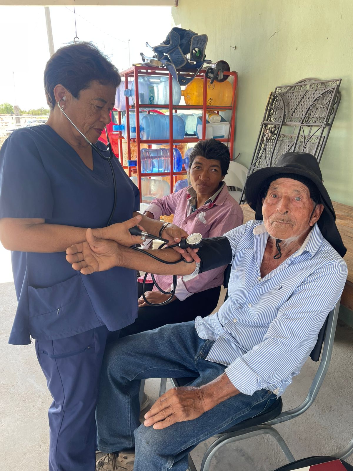 Acerca Yesica Sifuentes servicios de salud a comunidades rurales de Castaños Acerca Yesica Sifuentes servicios de salud a comunidades rurales de Castaños