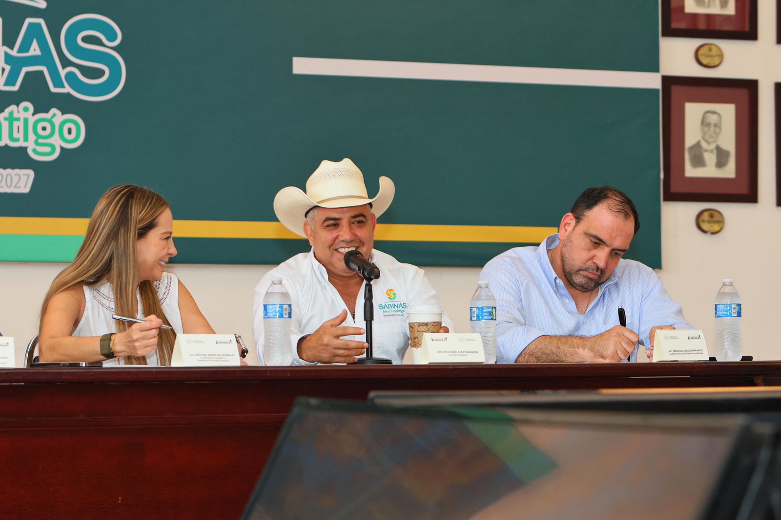 Encabeza Chano Díaz reunión operativa y mando coordinado para la Gran Cabalgata el próximo sábado Encabeza Chano Díaz reunión operativa y mando coordinado para la Gran Cabalgata el próximo sábado