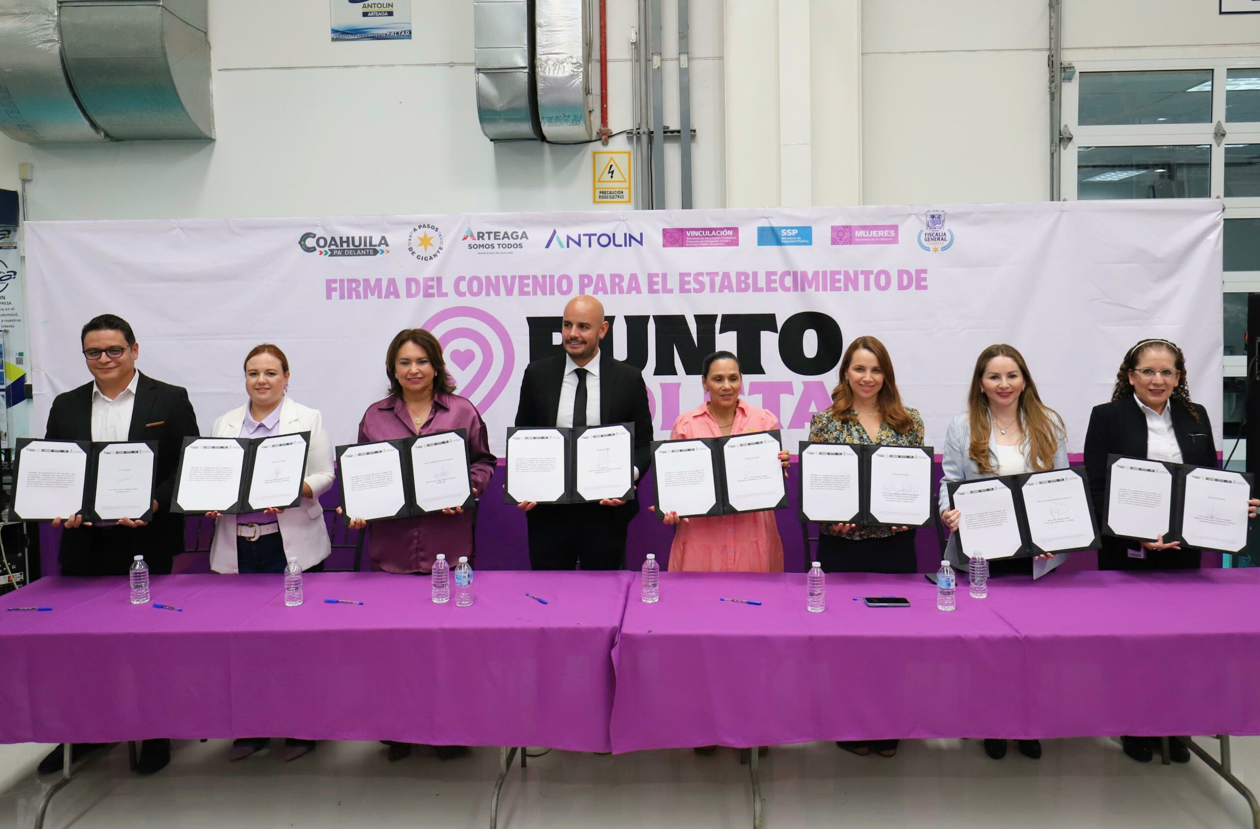 Suman más empresas a Puntos Violeta; Grupo Antolin, nuevo espacio seguro para mujeres Suman más empresas a Puntos Violeta; Grupo Antolin, nuevo espacio seguro para mujeres