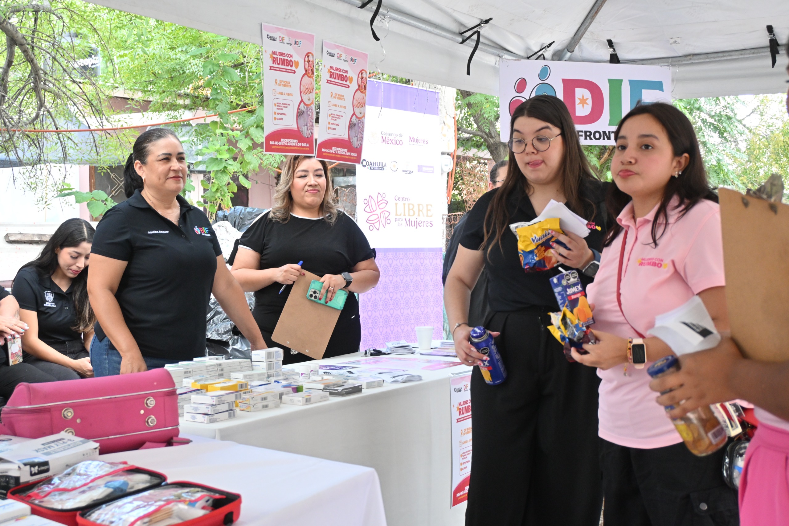 Mega Brigada ‘Juntos por tu salud’, llega a la colonia Diana Laura Mega Brigada ‘Juntos por tu salud’, llega a la colonia Diana Laura