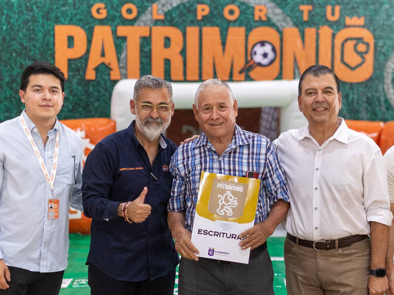 Gobierno de Juárez y Fomerrey brindan certeza patrimonial a 113 familias Gobierno de Juárez y Fomerrey brindan certeza patrimonial a 113 familias