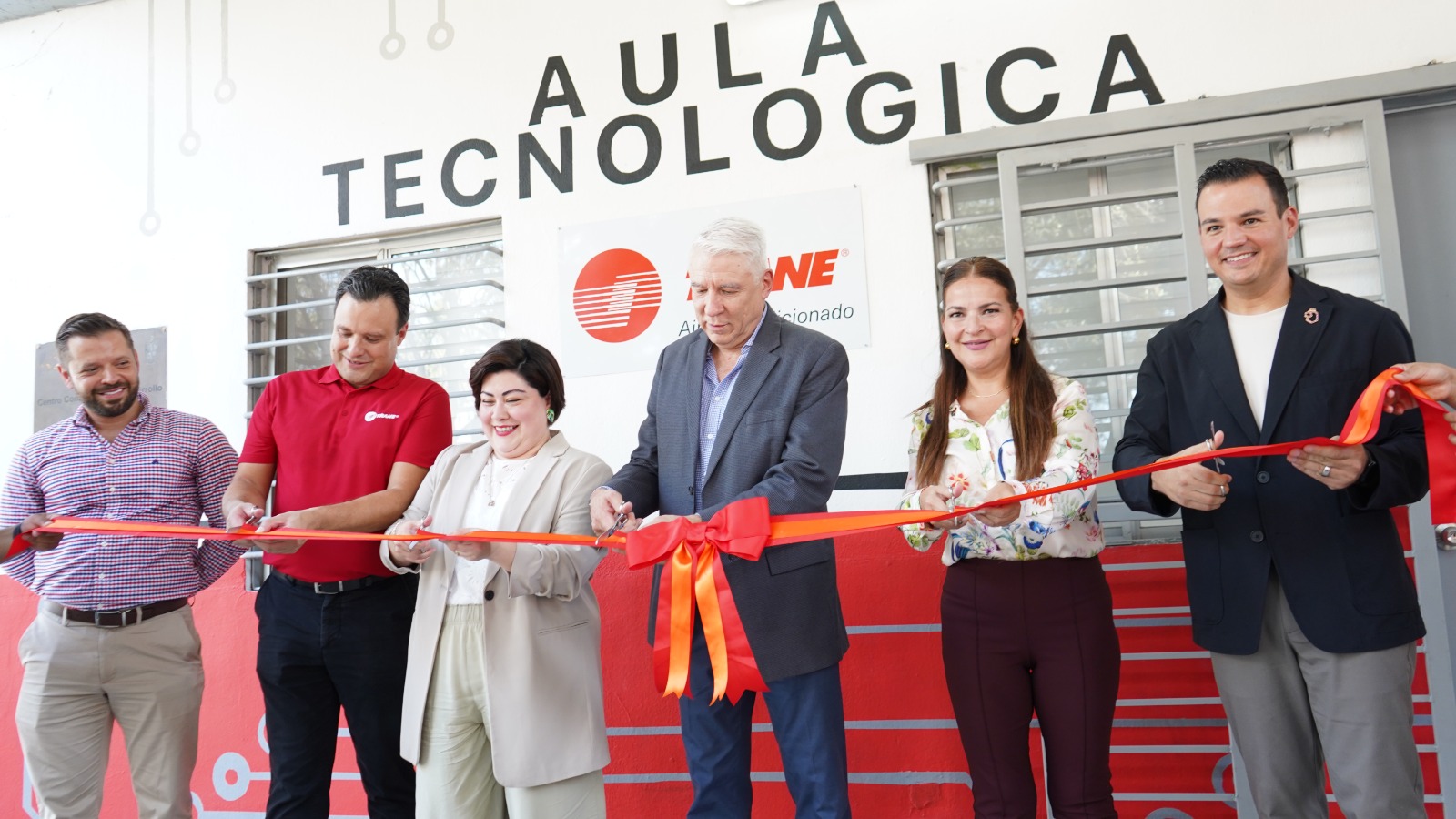 Igualdad e Inclusión y Trane impulsan la educación digital con la apertura de un Aula Tecnológica en Santa Fe