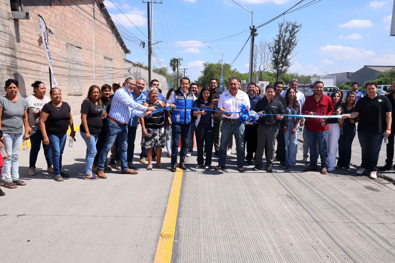 Se unen empresarios y San Nicolás para reconstruir calle Privada Fundadores