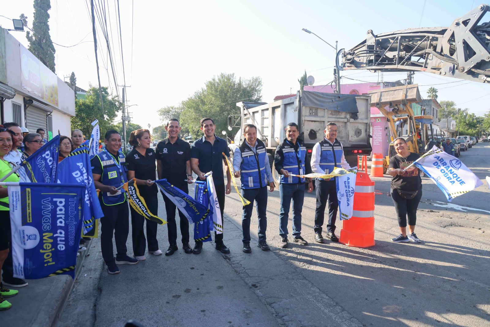 Inician San Nicolás y Apodaca rehabilitación conjunta de la Avenida Aceros Inician San Nicolás y Apodaca rehabilitación conjunta de la Avenida Aceros