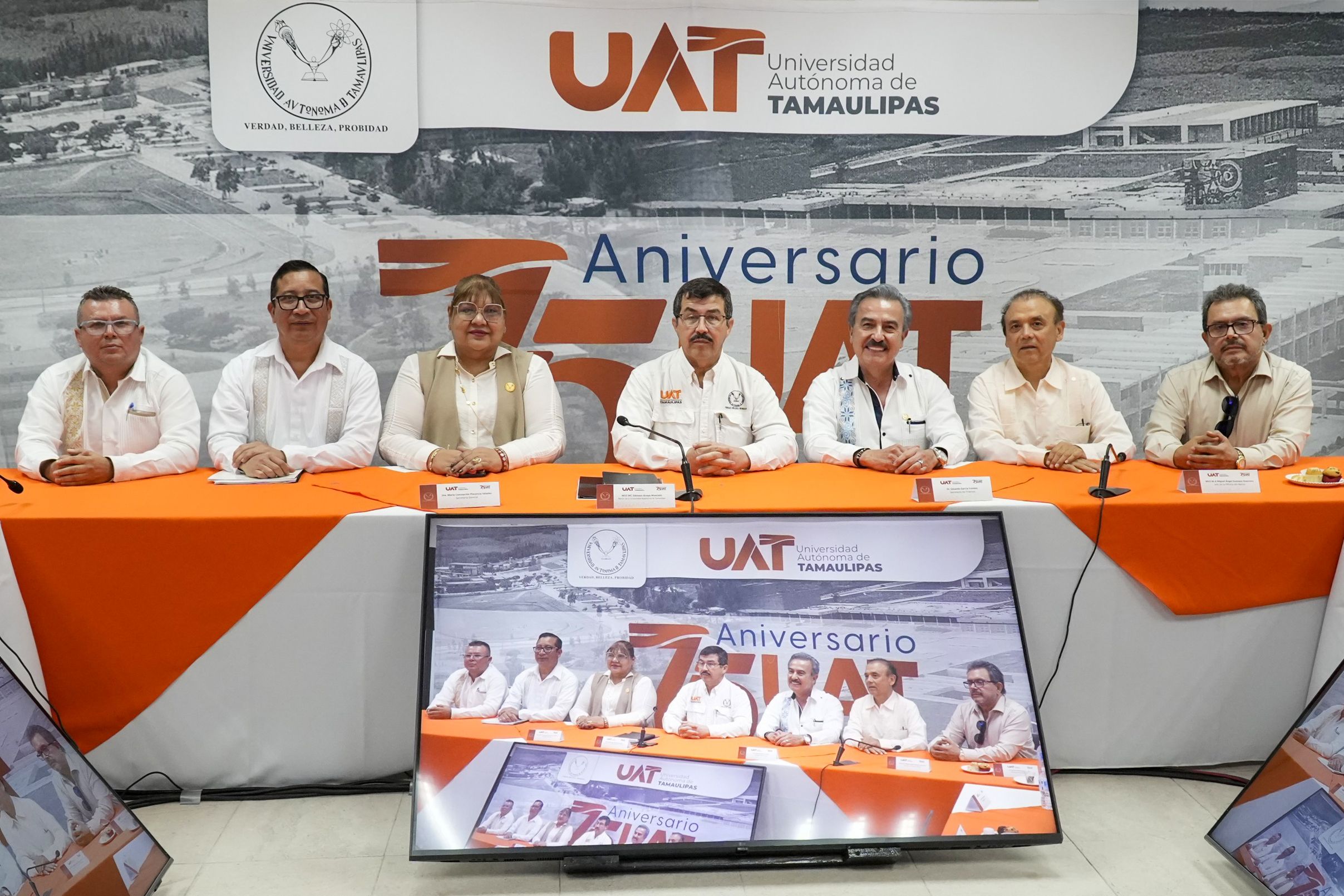 Destaca rector Dámaso Anaya logros que consolidan crecimiento y transparencia de la UAT