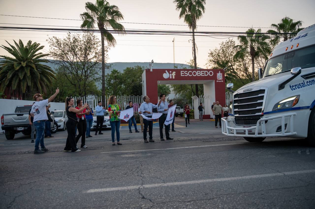 Manda Escobedo 22 toneladas de apoyo para familias afectadas en Veracruz Manda Escobedo 22 toneladas de apoyo para familias afectadas en Veracruz