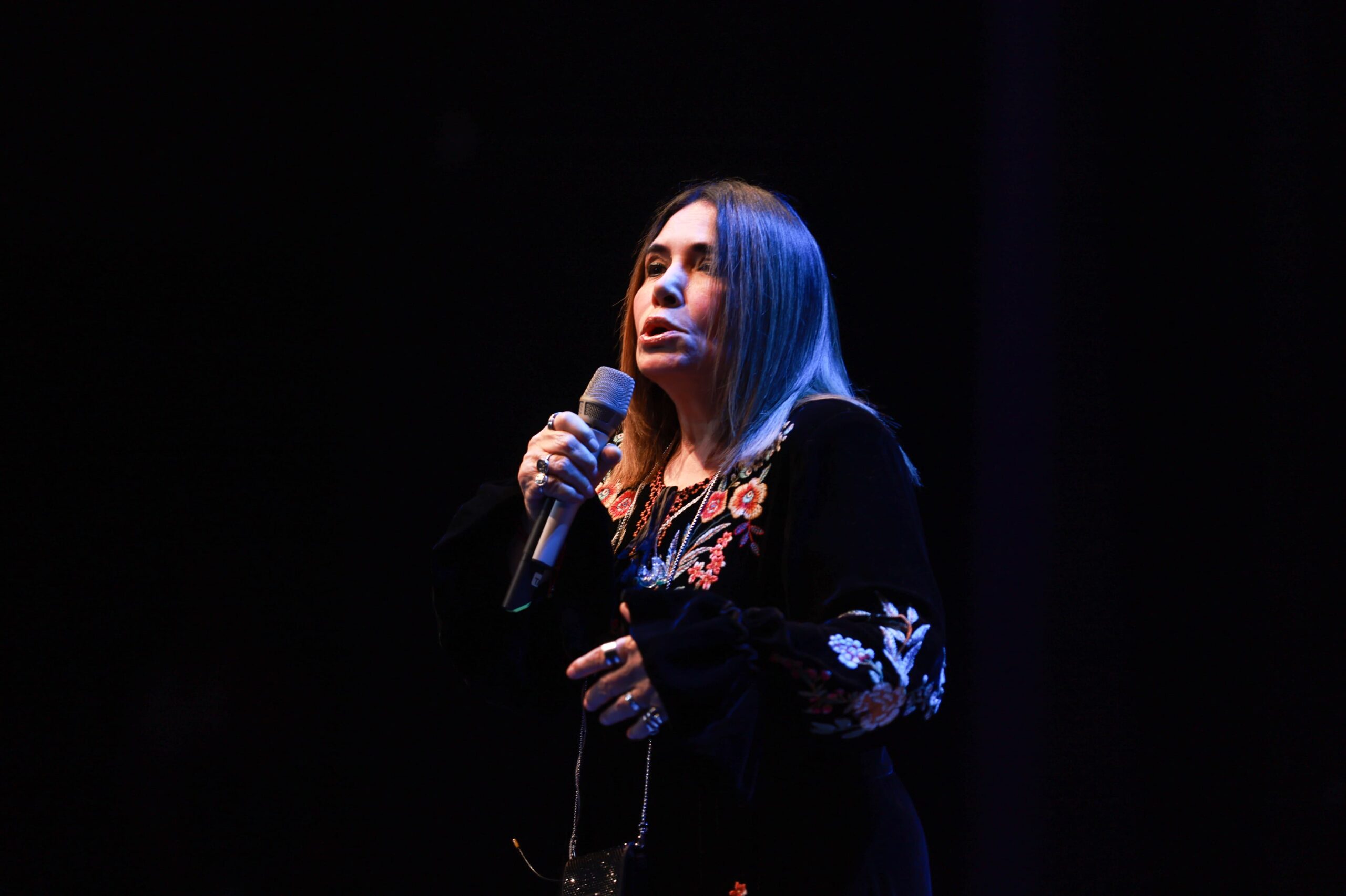 Cautiva Tania Libertad al público en el Arte Fest San Pedro 2025