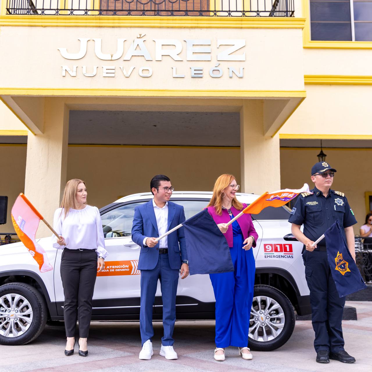 Prioriza Juárez atención a las mujeres con nuevas unidades vehiculares Prioriza Juárez atención a las mujeres con nuevas unidades vehiculares
