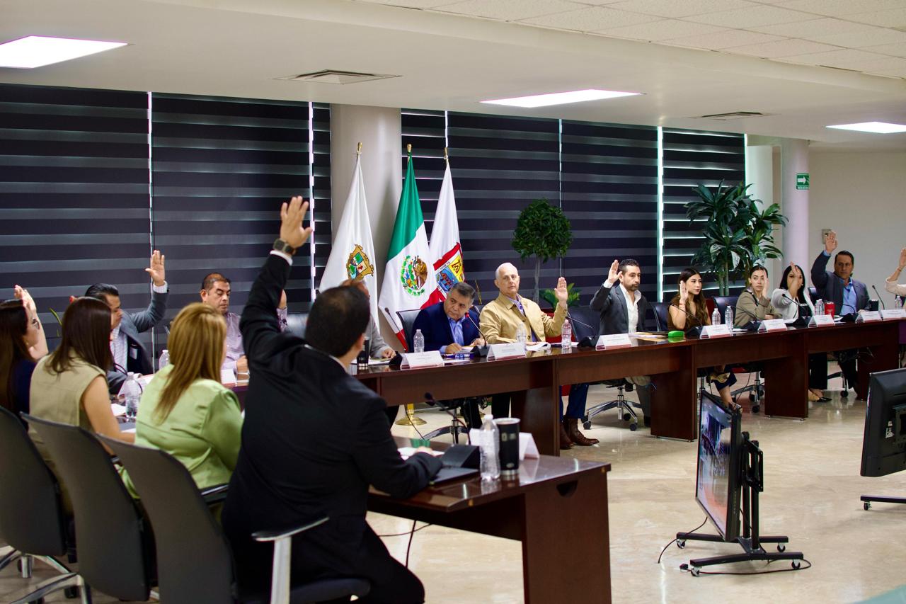 Aprueba el Cabildo iniciativas en favor de la seguridad vial, la educación y la vivienda digna Aprueba el Cabildo iniciativas en favor de la seguridad vial, la educación y la vivienda digna