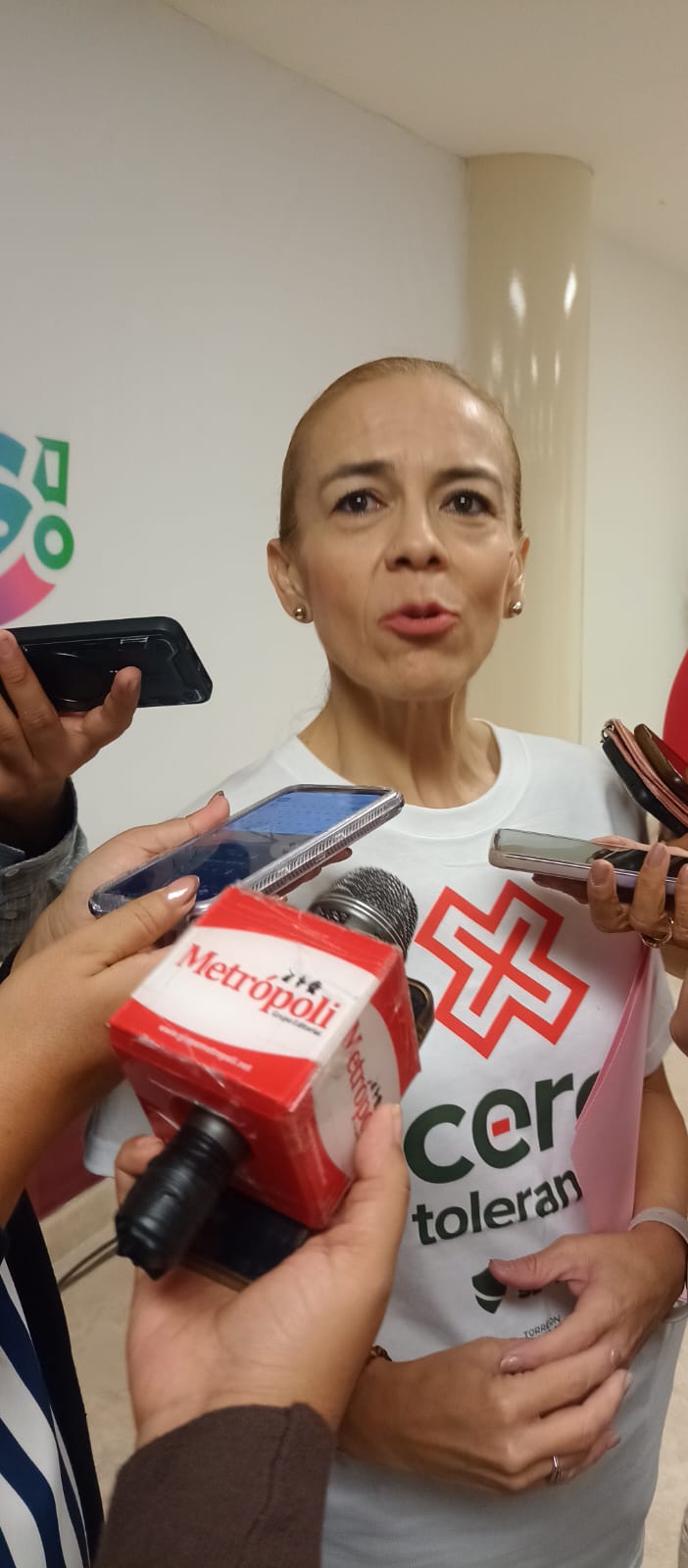 Tránsito de Torreón refuerza vigilancia en panteones durante festividades; operativo se extenderá hasta el lunes Tránsito de Torreón refuerza vigilancia en panteones durante festividades; operativo se extenderá hasta el lunes